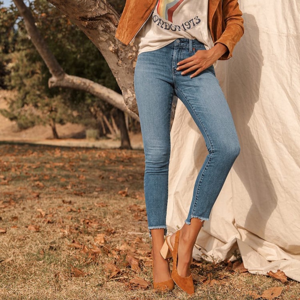 NWT etica Lily mid rise ankle skinny jeans. Mendocino. Size 25 or US size 0.